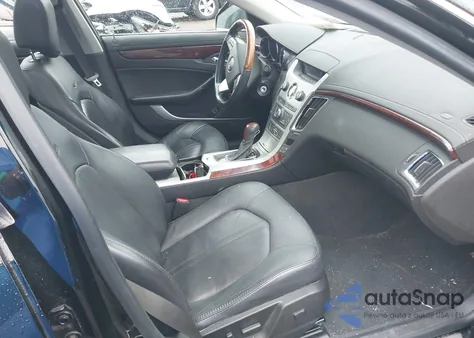 2010 Cadillac Cts Luxury z USA, uszkodzony, nr VIN 1G6DE5EG3A0141137